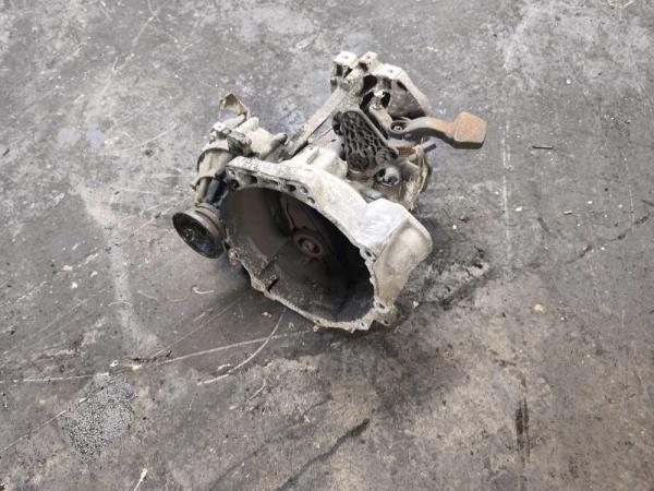 BOITE DE VITESSE VW / AUDI / SEAT / SKODA 1.6TDI CODE: LHW ( 5VITESSES ) - Vue 1